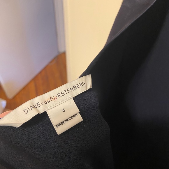 DVF Silk Low-Back cocktail Dress - Picture 4 of 5